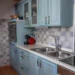 Regi Вилла *