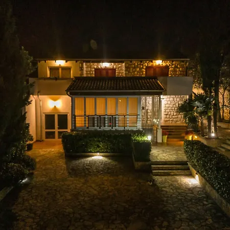 Regi Villa Medolino