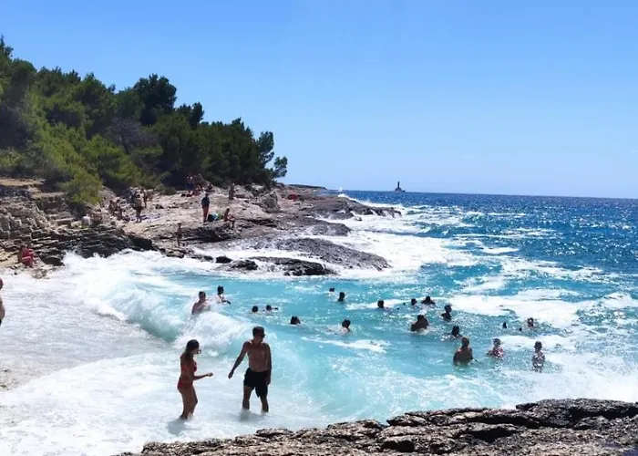 Regi Μεντουλίν