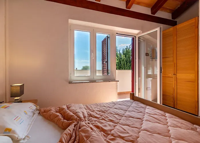 Regi * Μεντουλίν