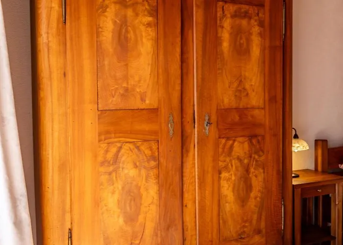 Regi * Μεντουλίν