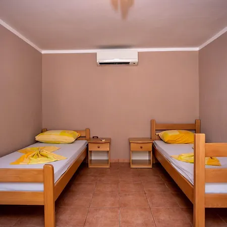 וילה Regi מדולין